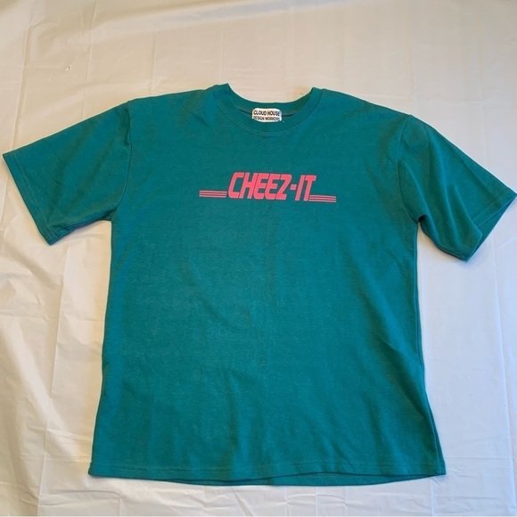 🧀 Vintage Cloud House Design Workers CHEEZ-IT Teal  T-shirt 🧀 - Picture 6 of 11